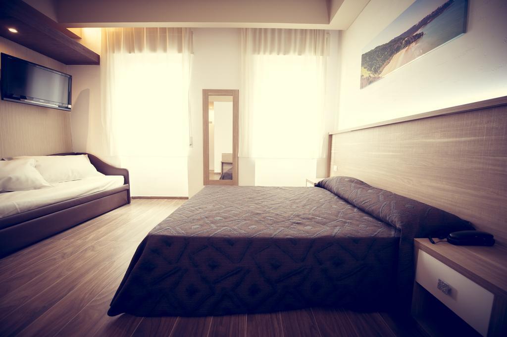 Hotel Fini Сан Джовани Ротондо Екстериор снимка