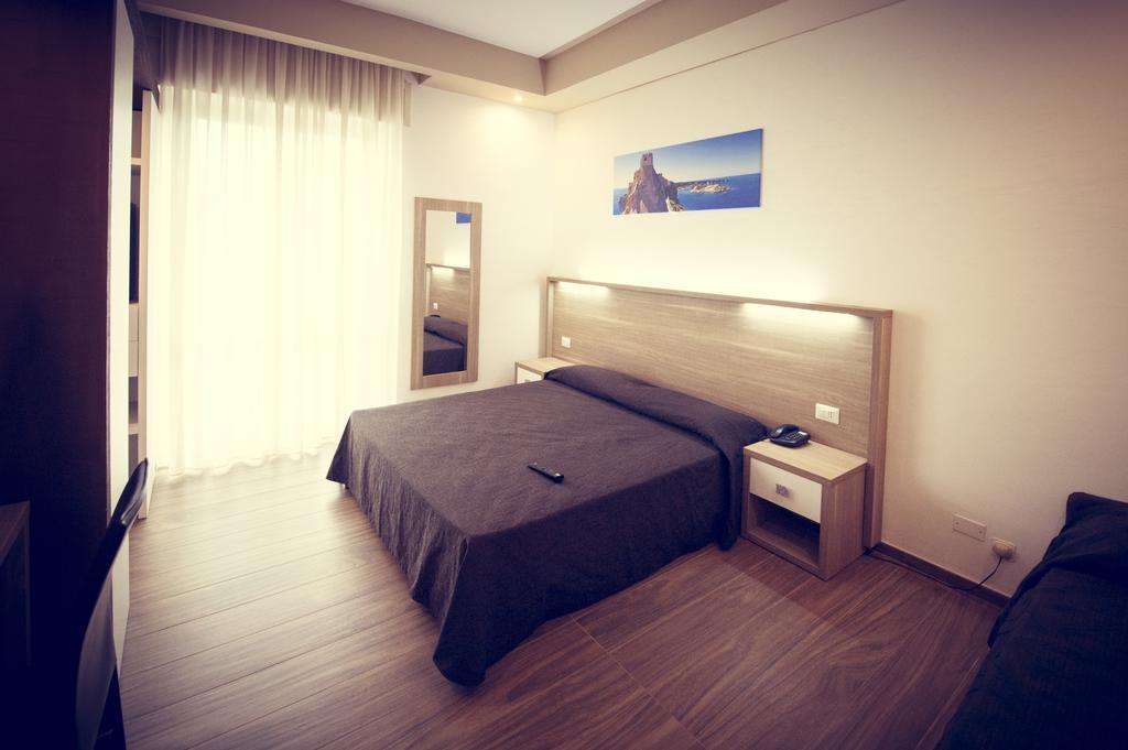 Hotel Fini Сан Джовани Ротондо Екстериор снимка